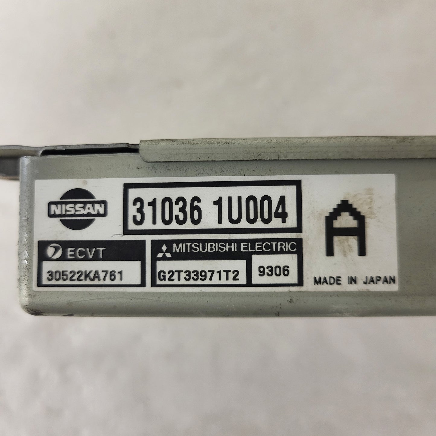 Nissan ECU / 310361U004 / 30522KA761 / G2T33971T2 / MITSUBISHI ELECTRONICS