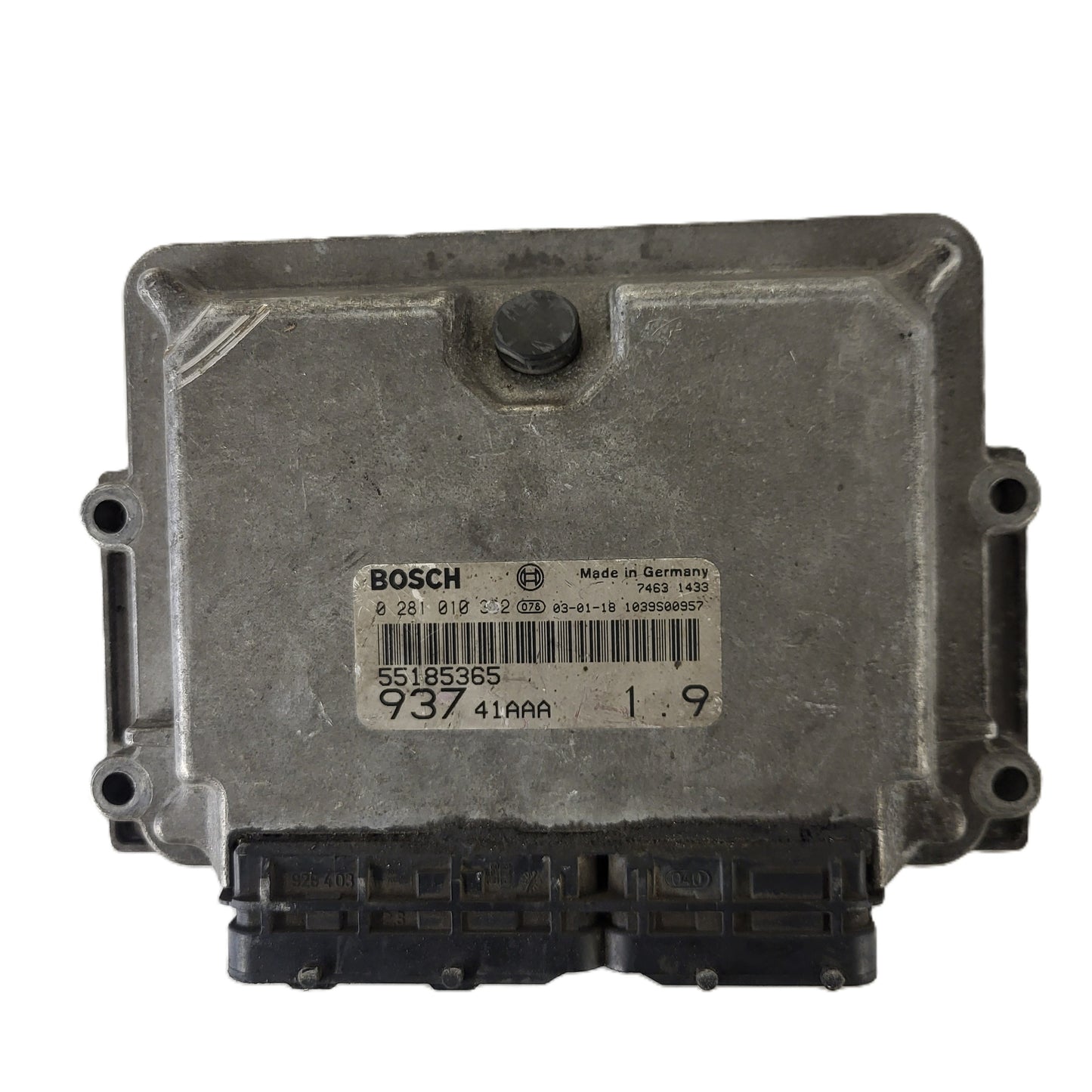 ALFA 147 ECU / 0281010332 / 55185365 / BOSCH