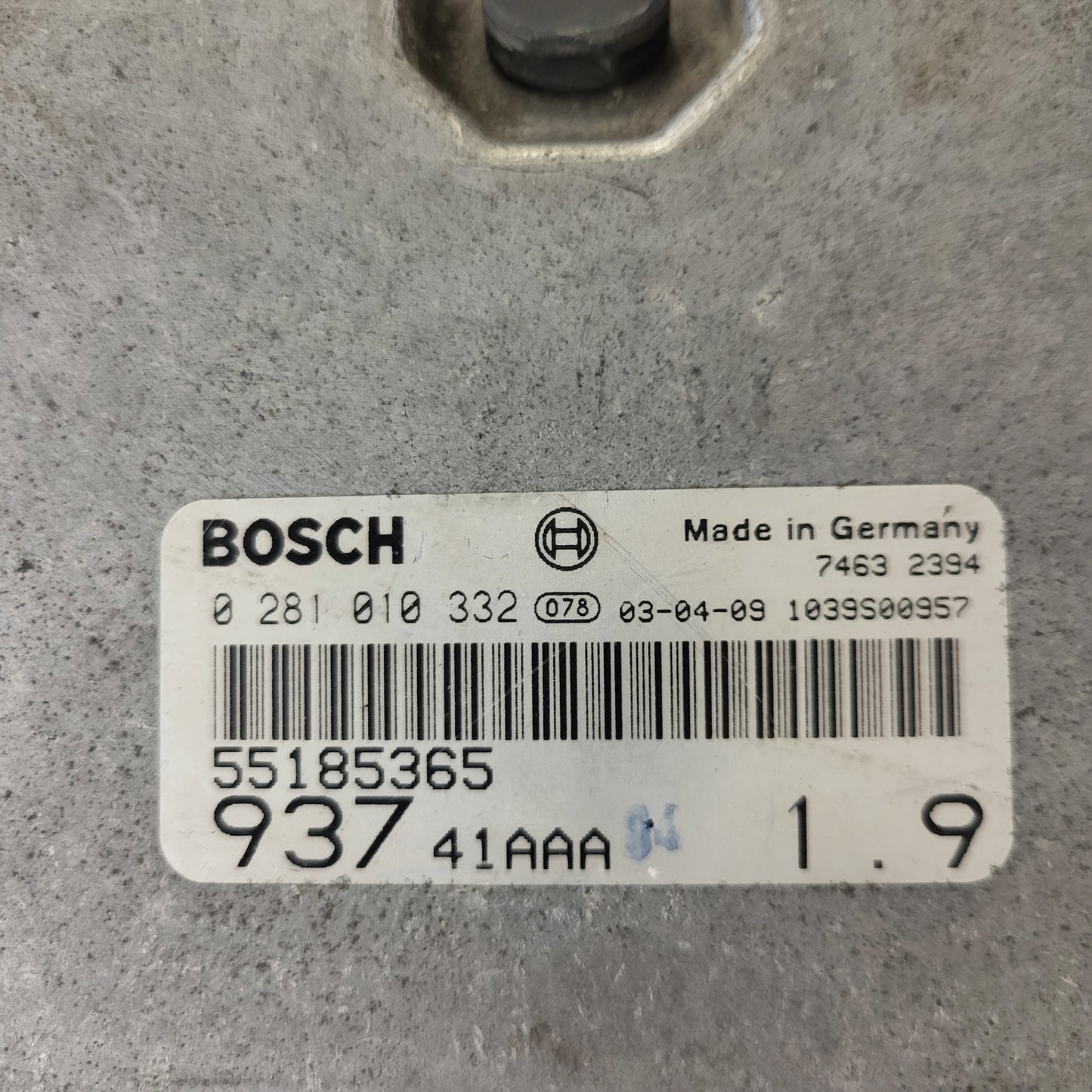 ALFA 147 ECU / 0281010332 / 55185365 / BOSCH