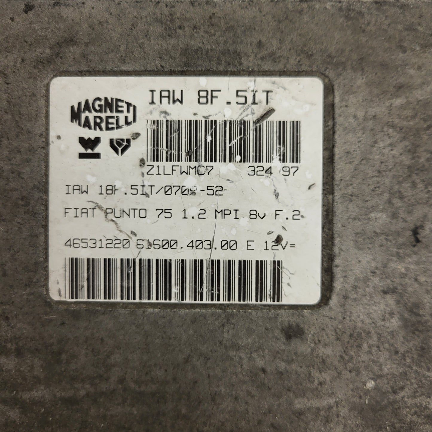 FIAT PUNTO 75 1.2 ECU / IAW 8F.5IT / 46531220 / 61600.403.00 / MAGNETI MARELLI