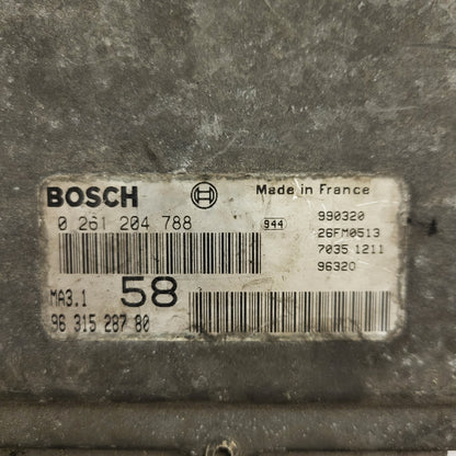 Peugeot Citroen ECU / 0261204788 / 9631528780 / MA3.1 / BOSCH