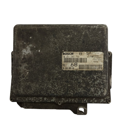 Peugeot 106 Citroen Saxo 1.1 ECU / 0261203736 / 96203998980 / MA3.1 / BOSCH