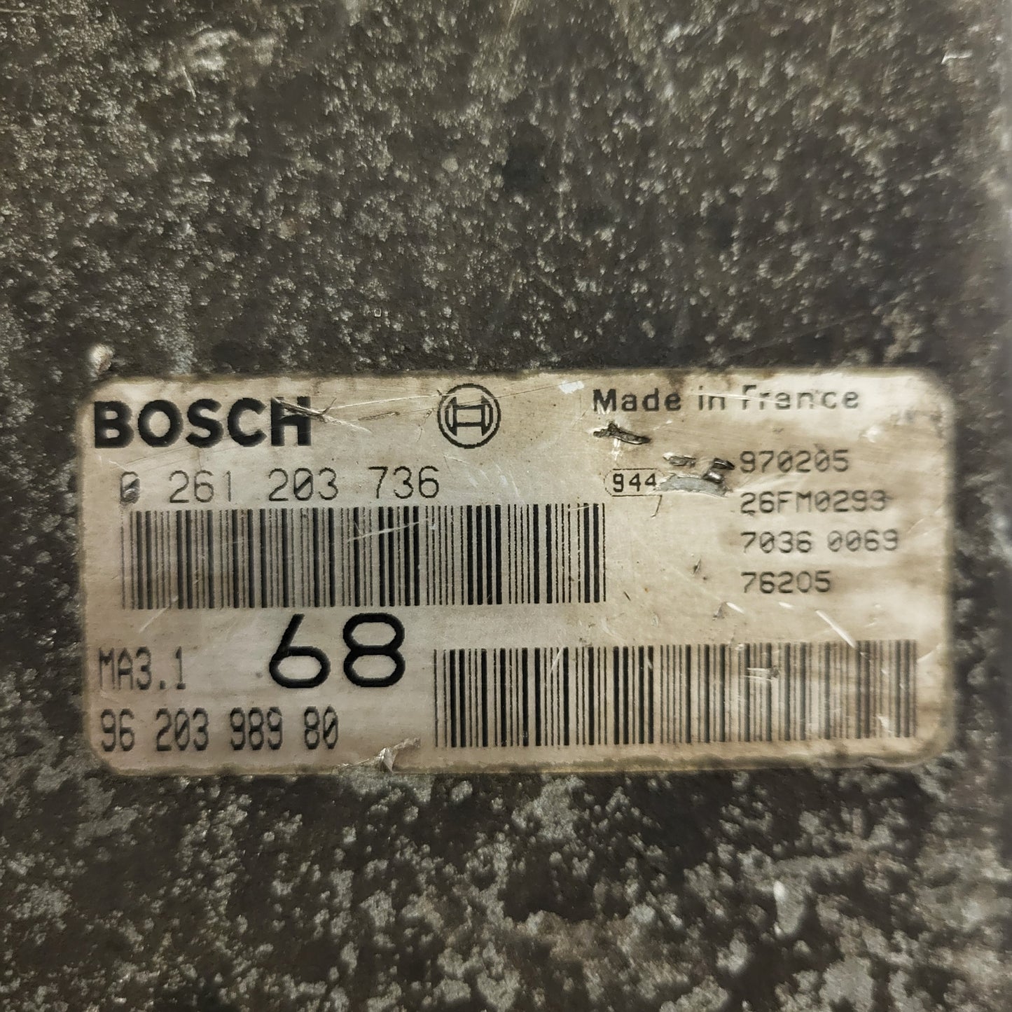Peugeot 106 Citroen Saxo 1.1 ECU / 0261203736 / 96203998980 / MA3.1 / BOSCH