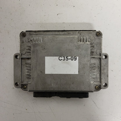 RENAULT KANGOO ECU / 0281010502 / 8200118522 / HOM820085921 / BOSCH