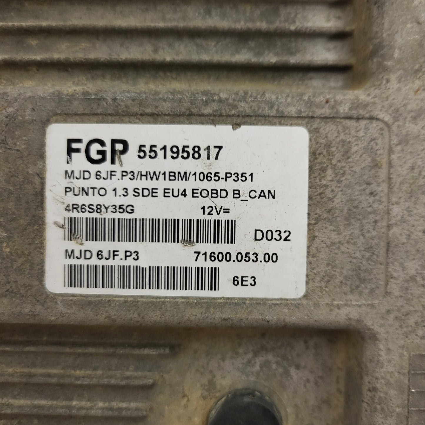 FIAT PUNTO ECU / MJD 6JF.P3 / 55195817 / HW1BM / 71600.053.00 /  MAGNETI MARELLI