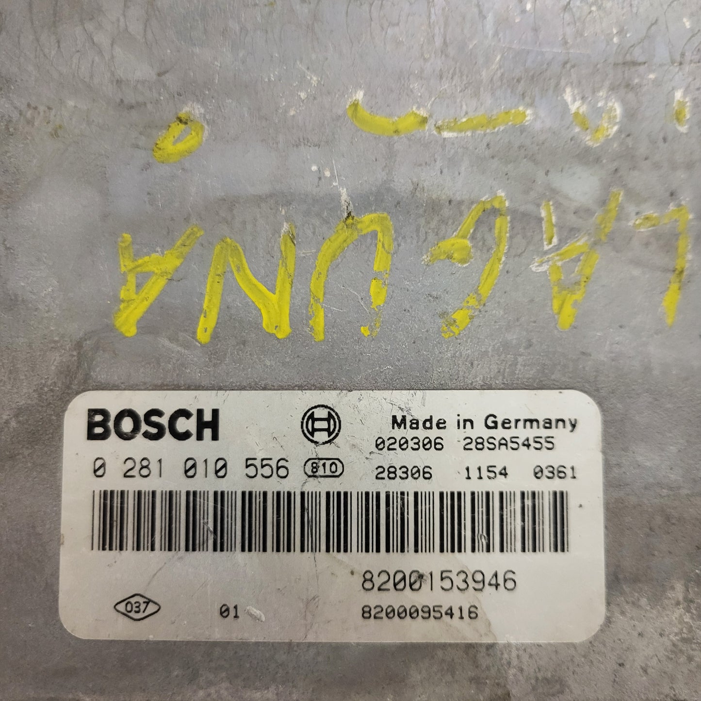 Renault Laguna ECU / 0281010556 / 8200153946 / 8200095416 / 28SA5455 / BOSCH