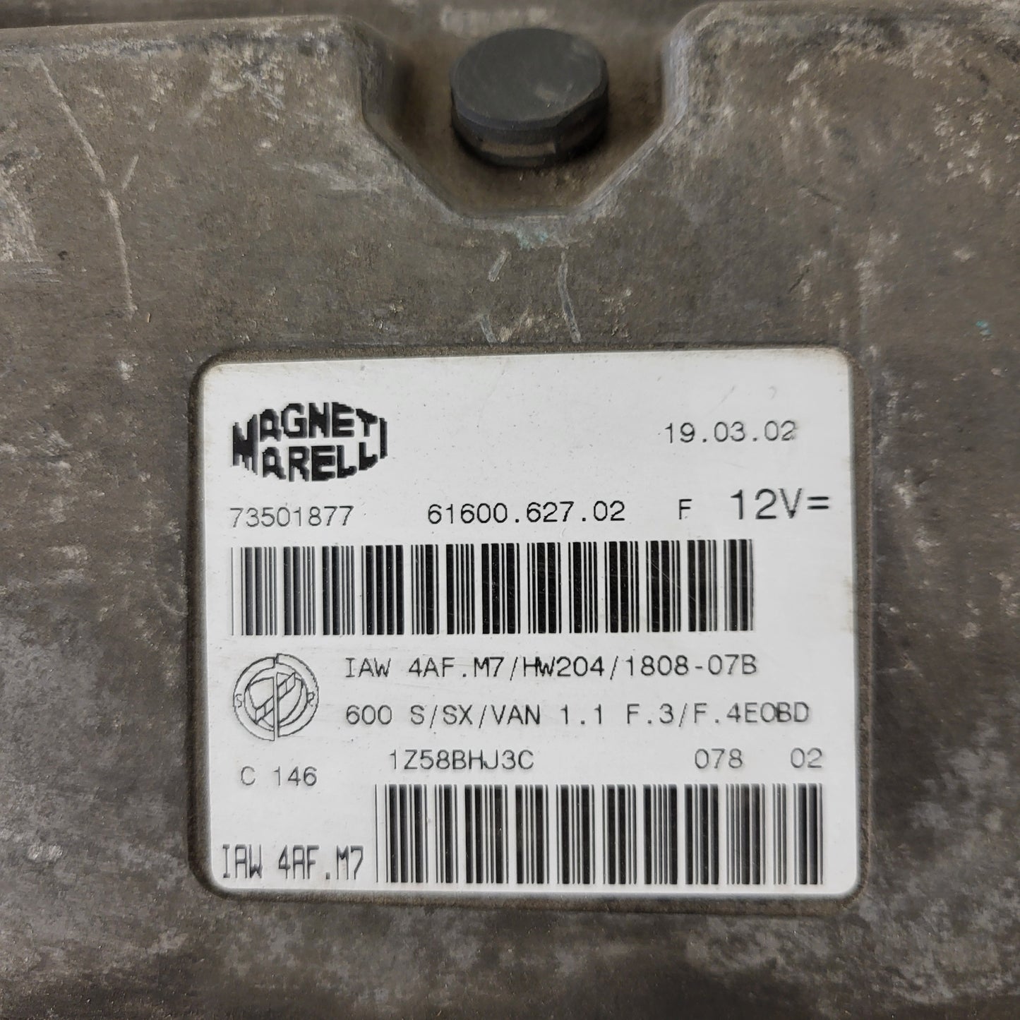 Fiat 600 ECU / IAW4AF.M7 / 73501877 / HW204 / MAGNETI MARELLI