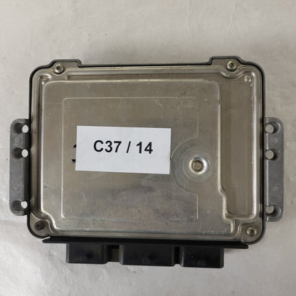 Renault Megane 1.9 DCI ECU / 0281011276 / 8200305678 / 8200304606 / BOSCH