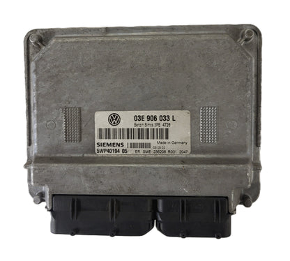 VW POLO ECU / 03E906033L / 5WP40194 05 / SIMOS 3PE / BOSCH