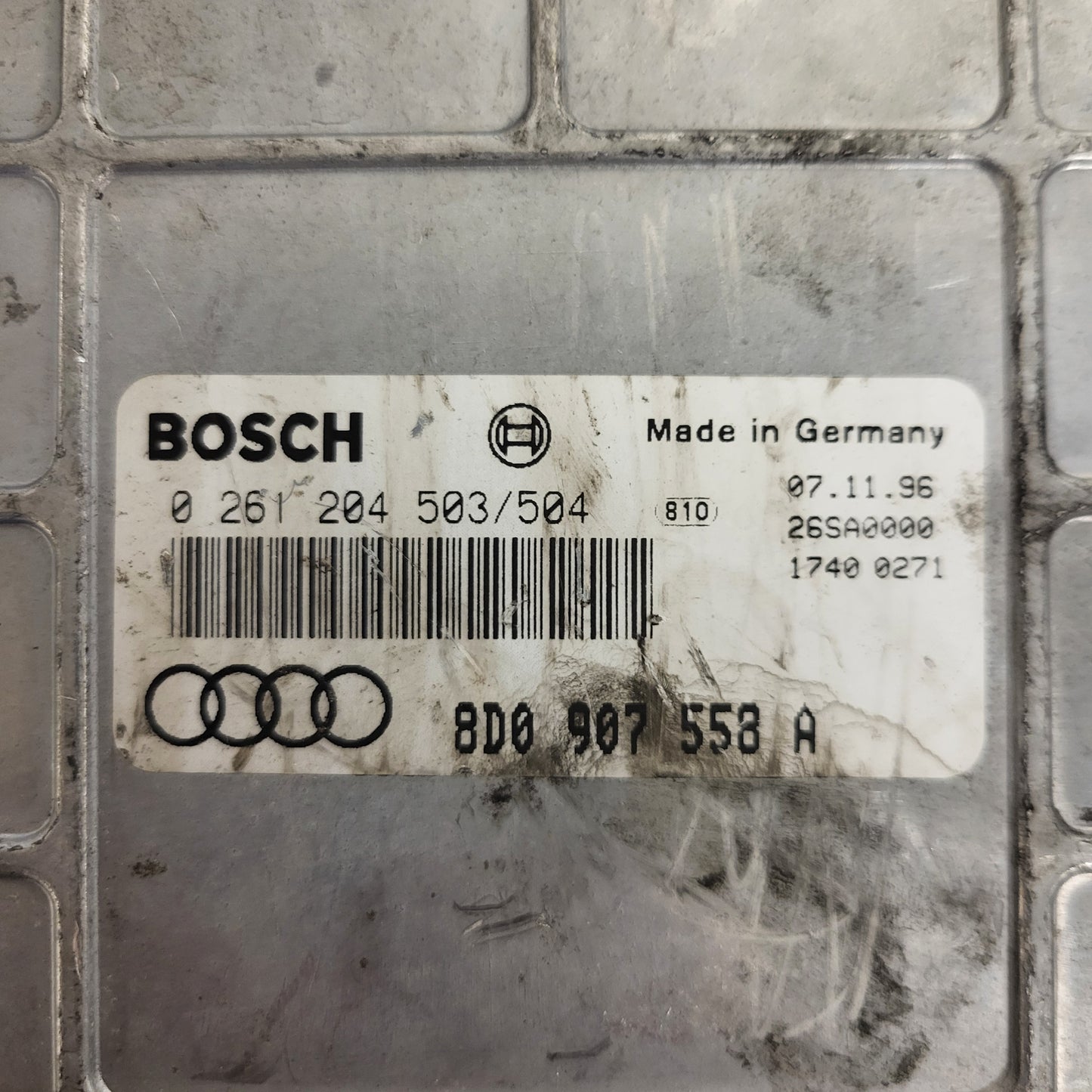 AUDI A4 B5 1.6 ECU / 0261204503/504 / 8D0907558A / BOSCH