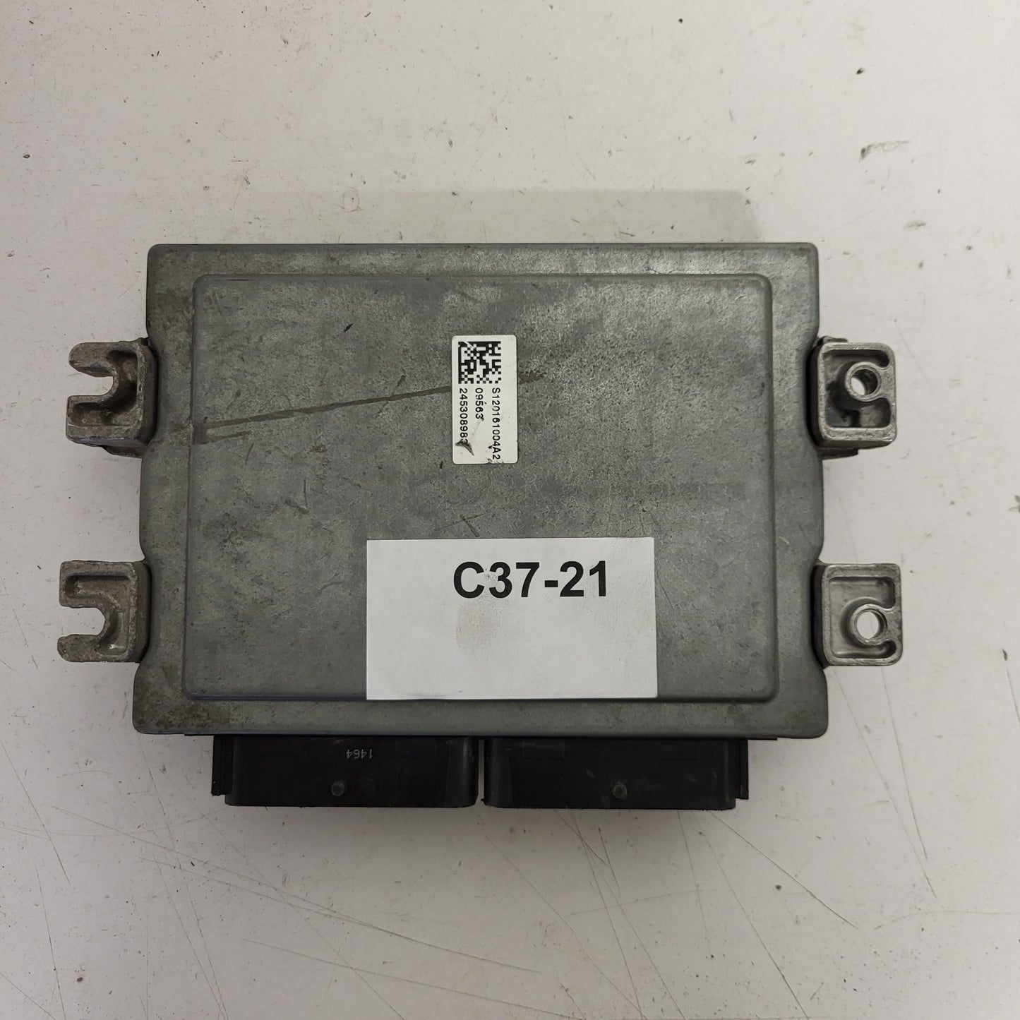 RENAULT ECU / S110140002 / S110140002A / EMS3132 / 8200326391 / 8200326380
