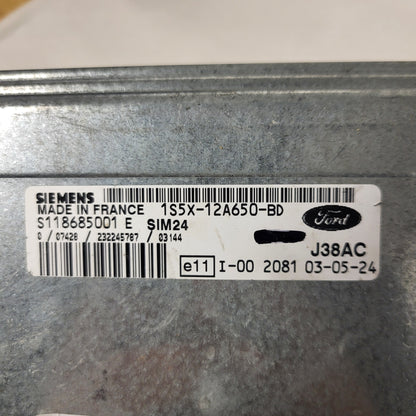 FORD FIESTA ECU / S118685001E / 1S5X-12A650-BD / SIM24 / SIEMENS