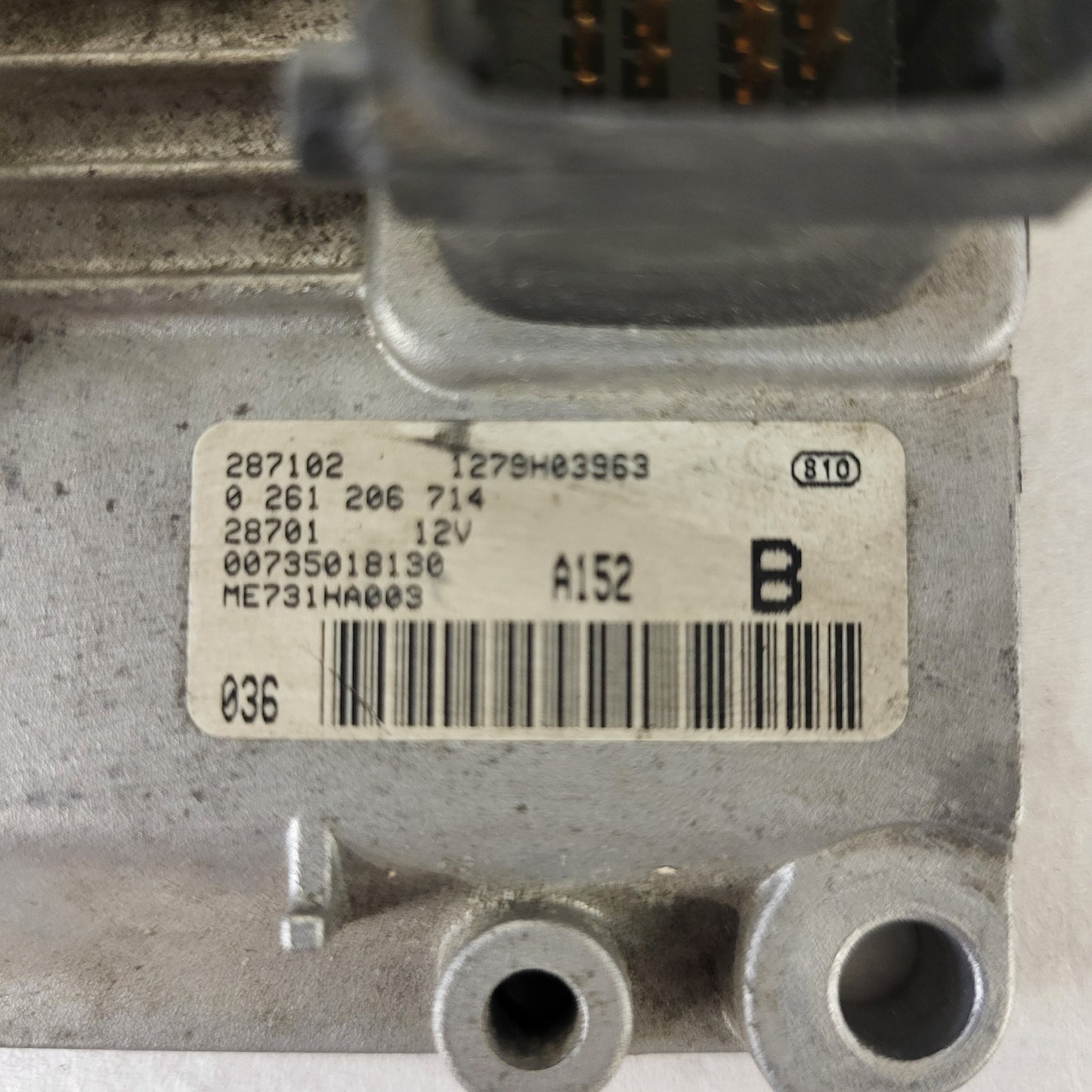 ALFA ROMEO 147 ECU / 0261206714 / 00735018130 / ME731 / ME731HA003 / BOSCH