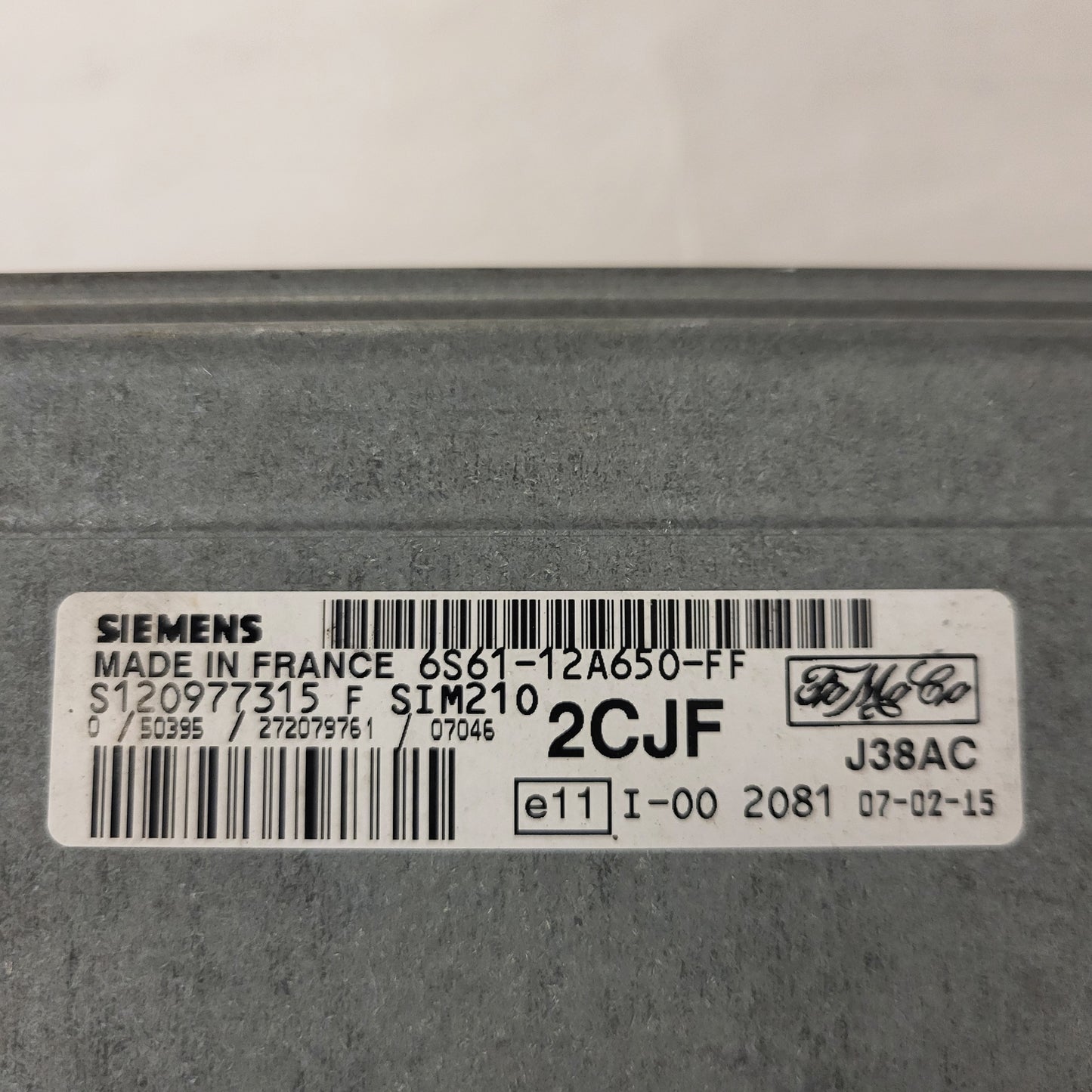 FORD FIESTA ECU / 6S61-12A650-FF / S120977315F / 2CJF / SIM210 /