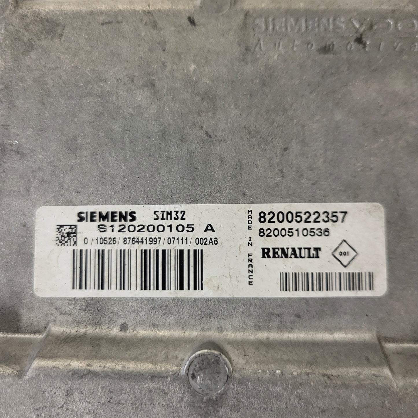 Renault Clio 3 ECU / S120200105A / 8200522357 / 8200510536 / SIM32 / S120200105