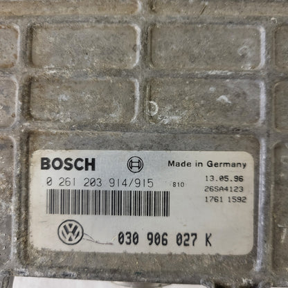VW POLO 6N ECU / 030906027K / 0261203914/915 / BOSCH