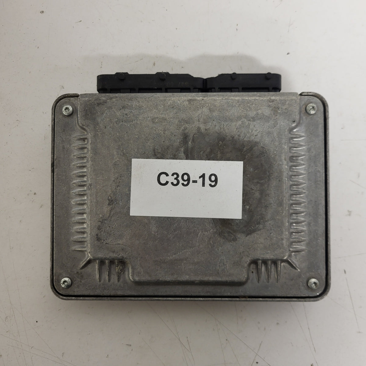 OPEL ASTRA INSIGNIA ECU / 0281010859 / 24467018 / BOSCH - C39-19 - 3