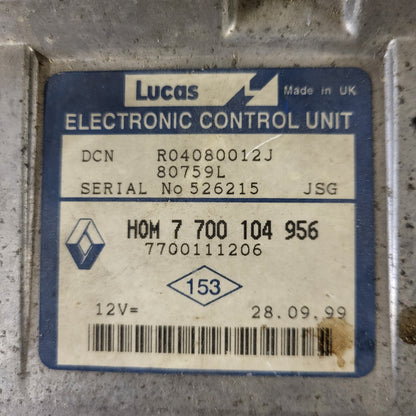 Renault ECU / HOM 7700104956 / 7700111206 / R04080012J / LUCAS