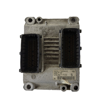 FIAT PUNTO 2 16V ECU / 0261207901 / 00551803110 / BOSCH