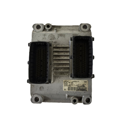 FIAT PUNTO 2 16V ECU / 0261207901 / 00551803110 / BOSCH