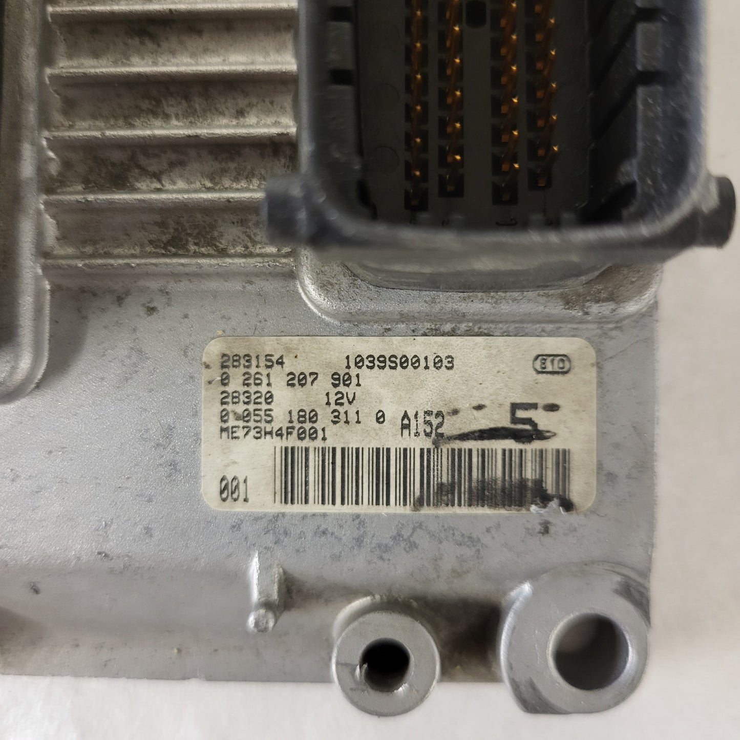 FIAT PUNTO 2 16V ECU / 0261207901 / 00551803110 / BOSCH