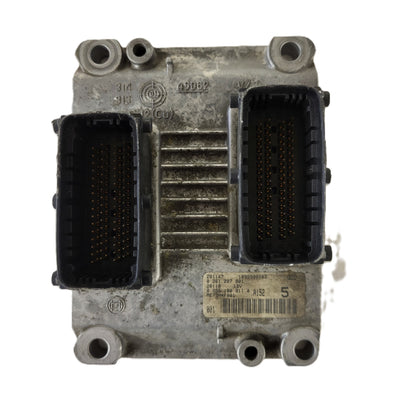 FIAT PUNTO 2 16V ECU / 0261207901 / 00551803110 / BOSCH