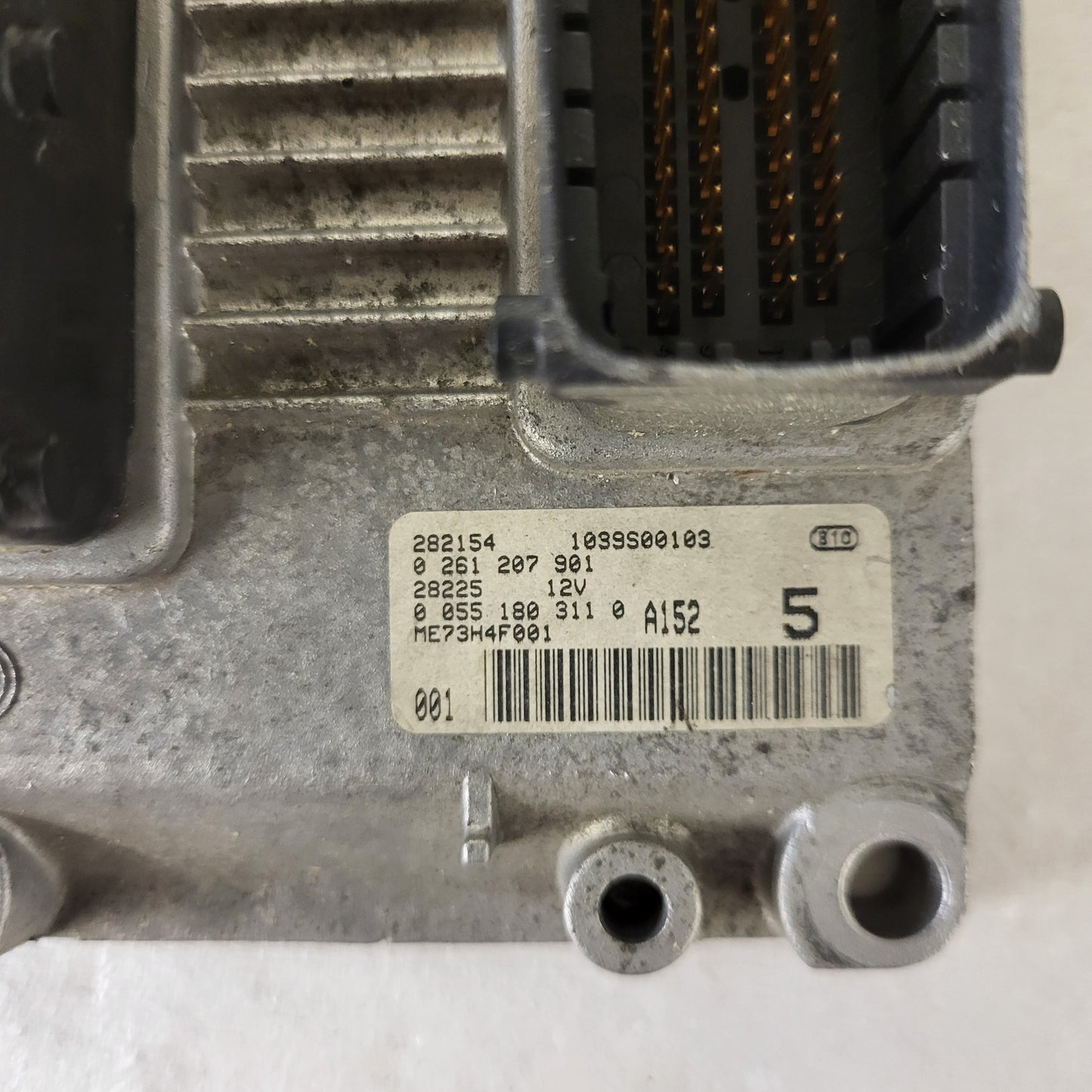 FIAT PUNTO 2 16V ECU / 0261207901 / 00551803110 / BOSCH