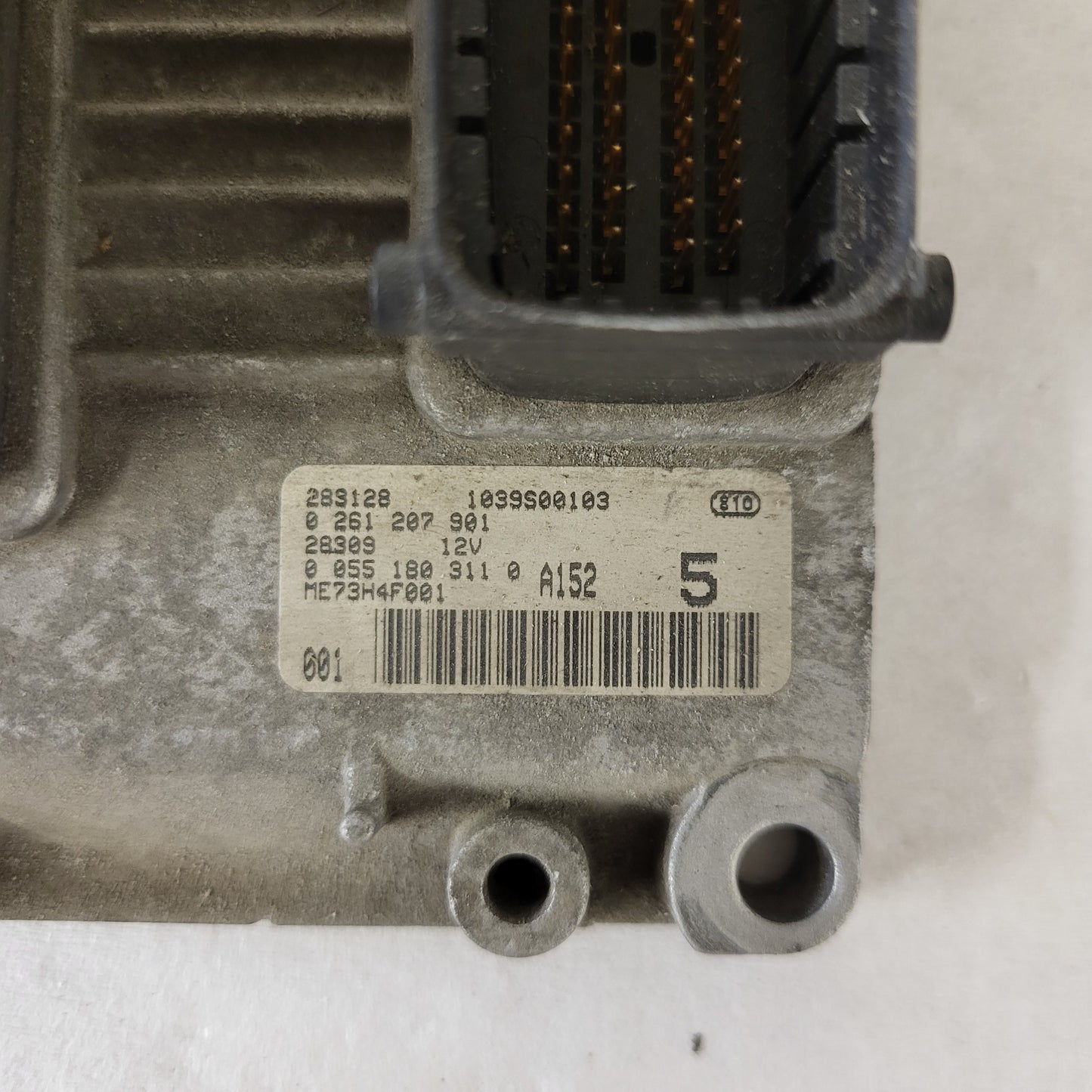 FIAT PUNTO 2 16V ECU / 0261207901 / 00551803110 / BOSCH
