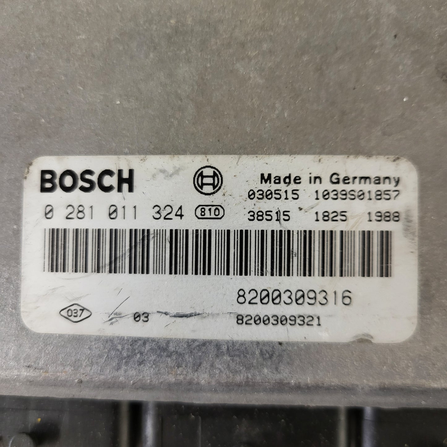 Renault ECU / 0281011324 / 8200309316 / 8200309321 / BOSCH