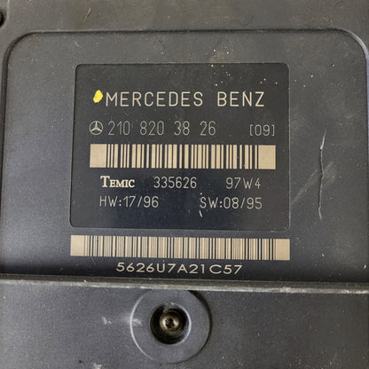 Mercedes W210 ECU / 2108203826 / 335626 / TEMIC - C41-05 - 2