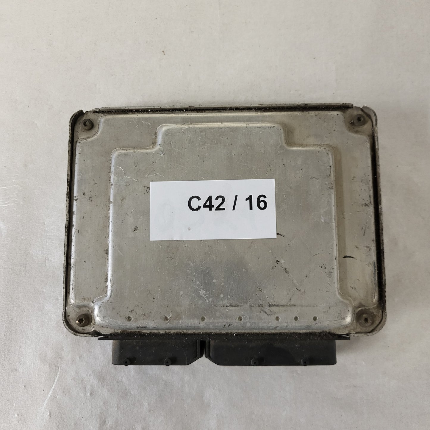 VW VAG POLO GOLF ECU / 045906019C / 0281010697 / EDC15P+ / BOSCH