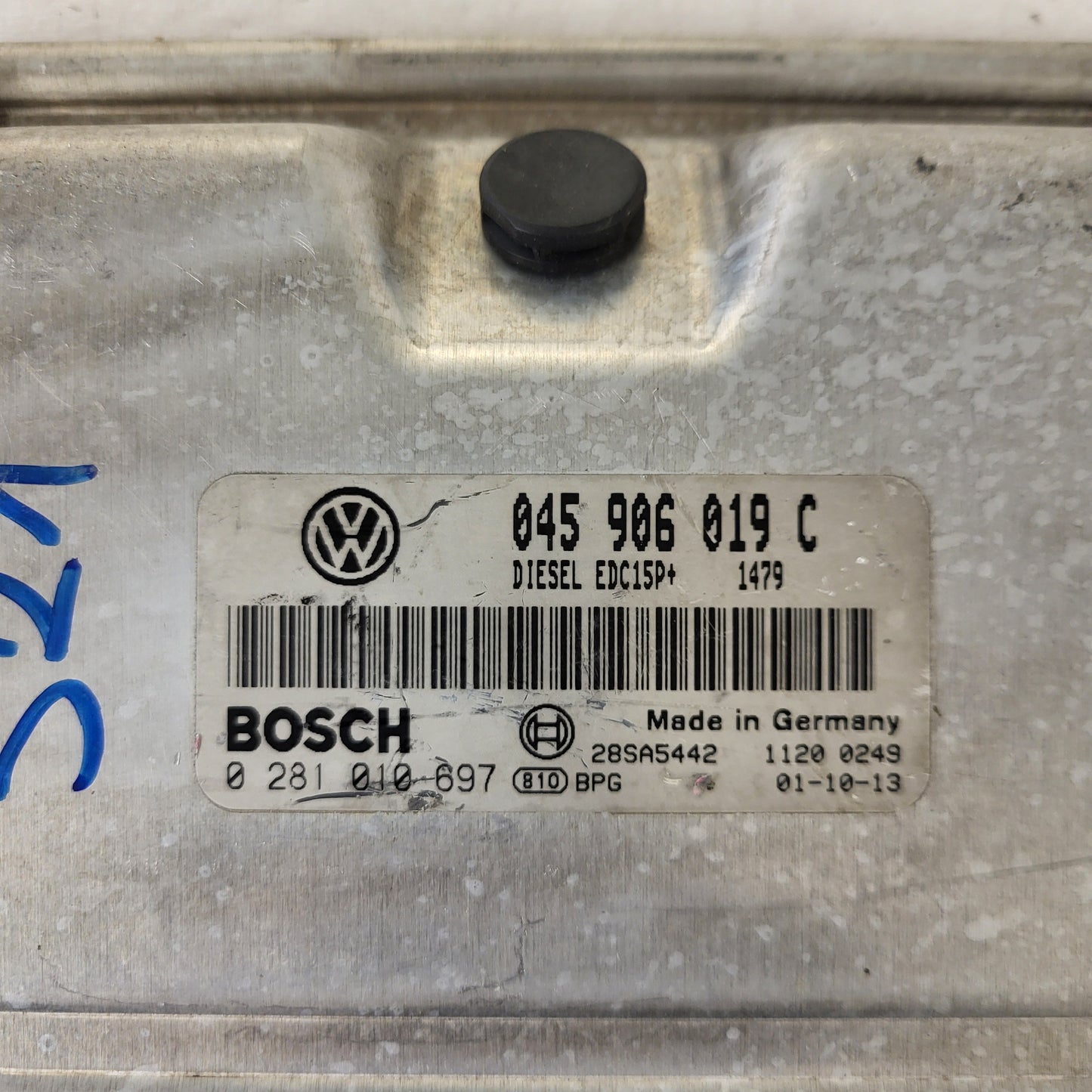 VW VAG POLO GOLF ECU / 045906019C / 0281010697 / EDC15P+ / BOSCH