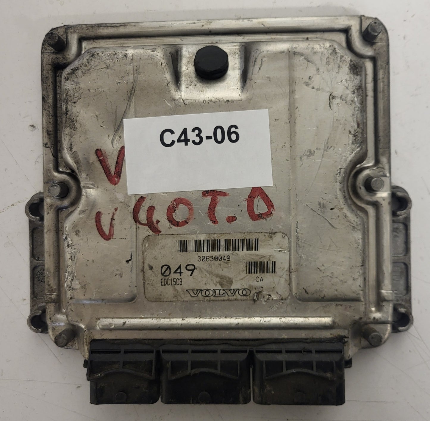 VOLVO V40 S40 ECU / 0281010440 / HOM8200065994 / 8200126492 / BOSCH