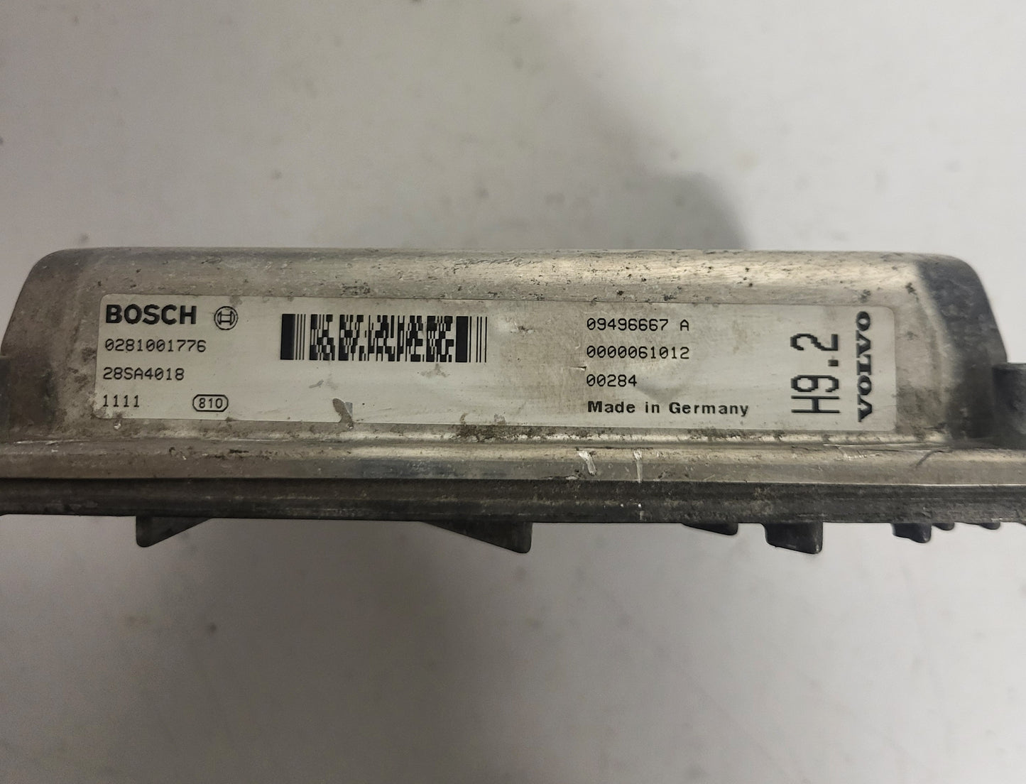 VOLVO V70 S80 ECU / 0281001776 / 28SA4018 / H9.2 / BOSCH