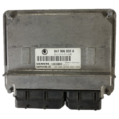 ŠKODA FABIA 1.4 ECU / 047906033A / 5WP44193 07 / SIMOS 3PA / SIEMENS