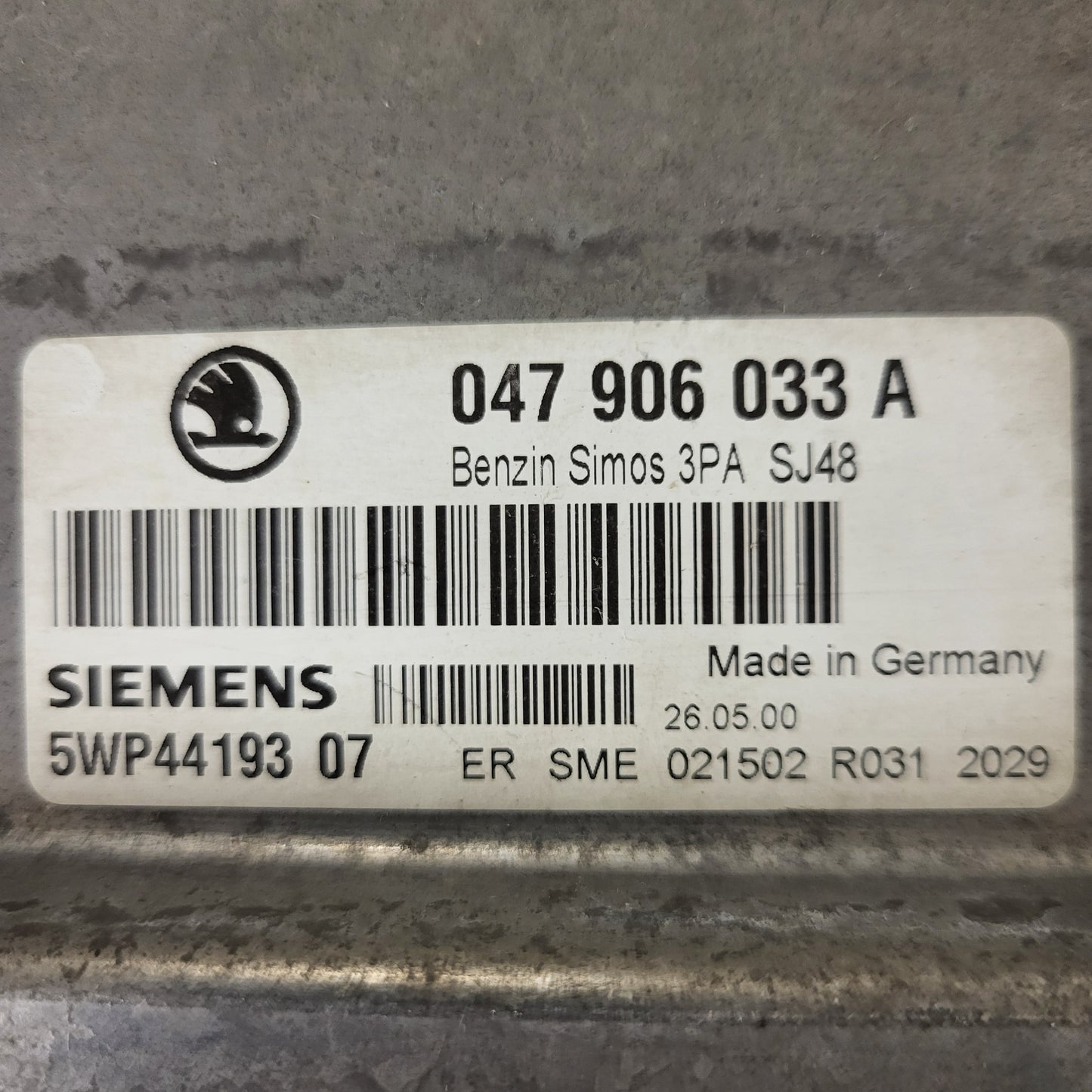 ŠKODA FABIA 1.4 ECU / 047906033A / 5WP44193 07 / SIMOS 3PA / SIEMENS