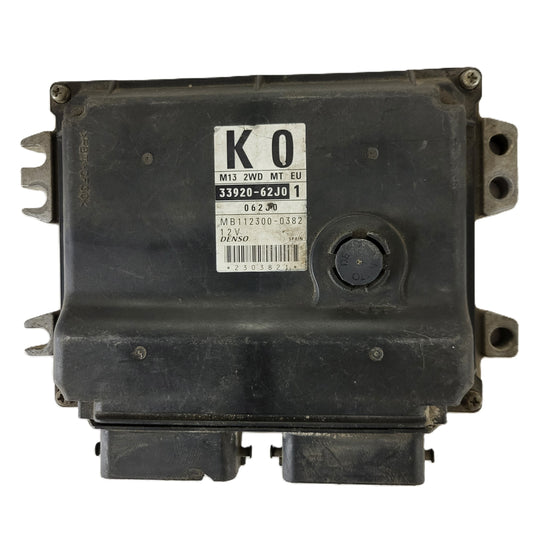 SUZUKI SWIFT ECU / 33920-62J0 / MB112300-0382 / M13 / DENSO
