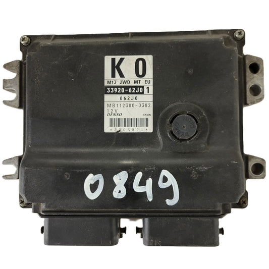 SUZUKI SWIFT ECU / 33920-62J0 / MB112300-0382 / M13 / DENSO