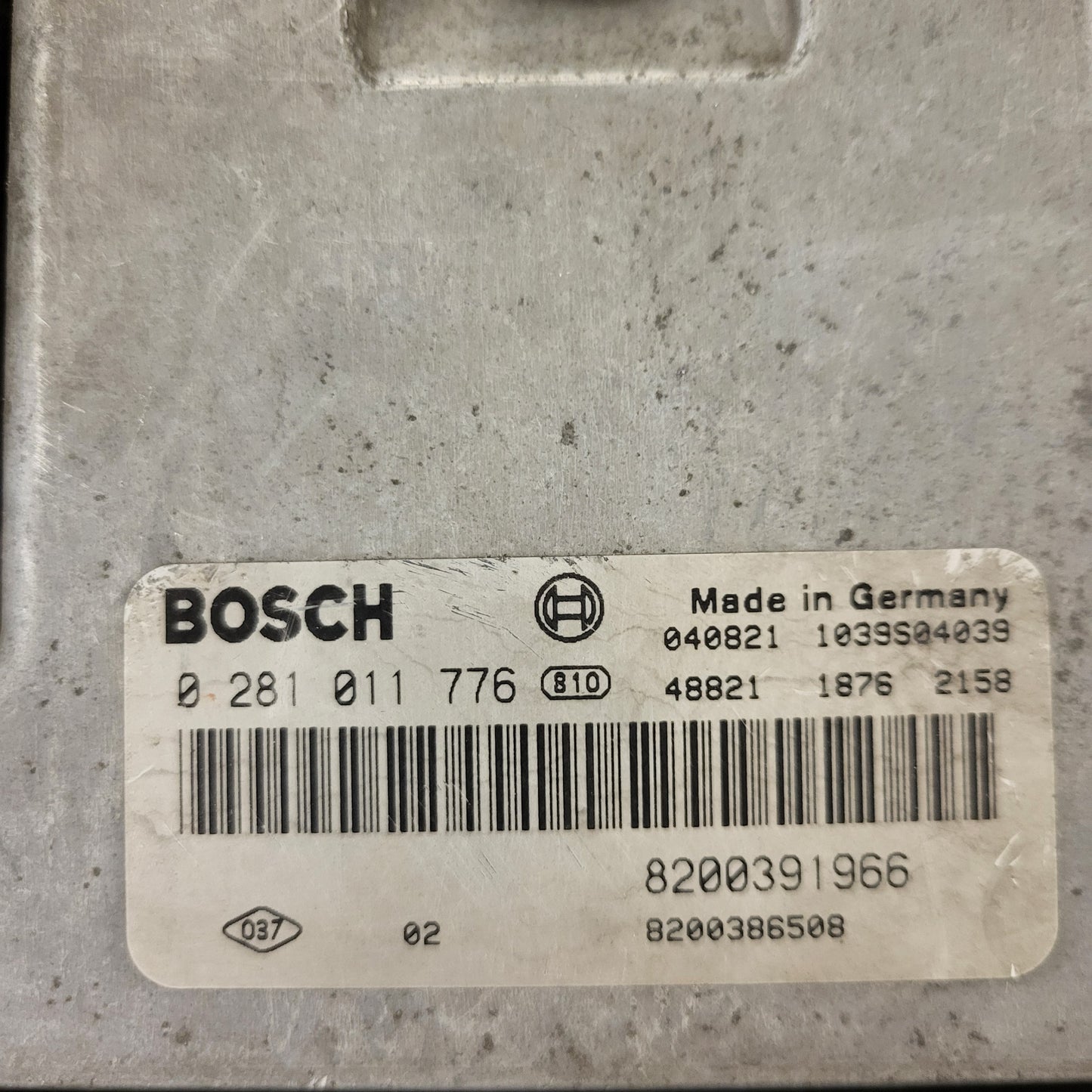 Renault 1.9DCI ECU / 0281011776 / 8200391966 / 8200386508 / BOSCH