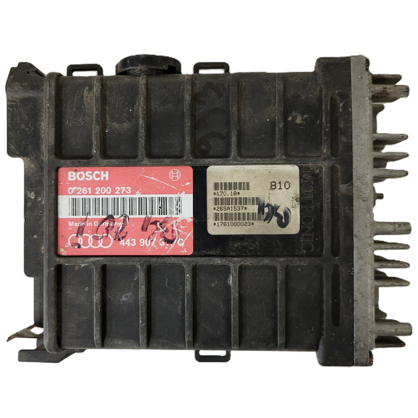 Audi 80 90 ECU / 0261200273 / 443907311C / BOSCH