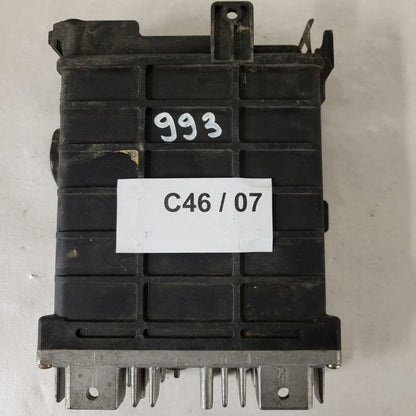 Audi 80 90 ECU / 0261200273 / 443907311C / BOSCH