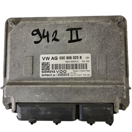 ŠKODA FABIA ECU / 03E906023B / 5WP40845 04 / SIMOS 9.1 / SIEMENS