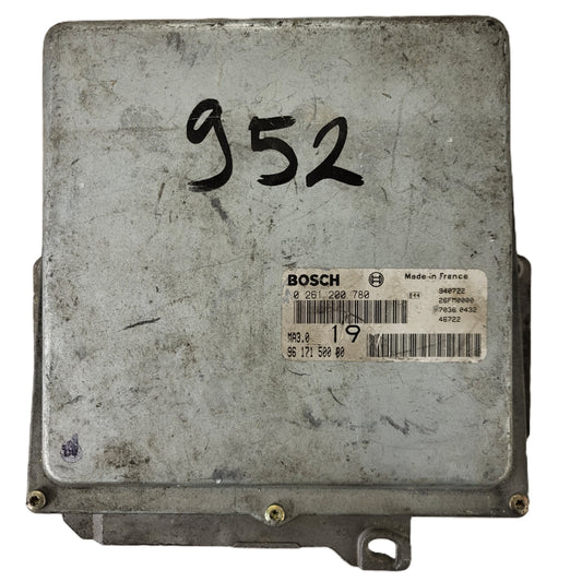 Peugeot Citroen ECU / 0261200780 / 9617150080 / MA3.0 / BOSCH