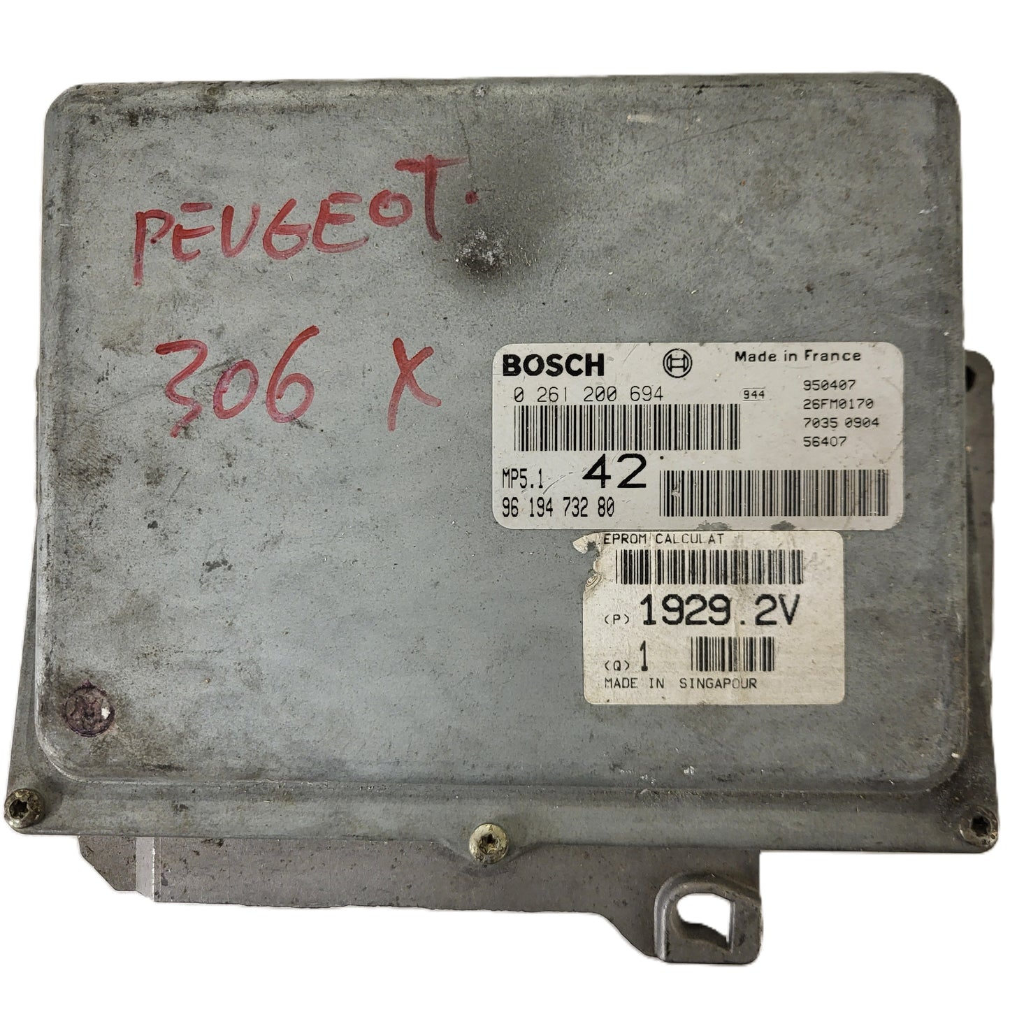 Peugeot 306 106 ECU / 0261200694 / 9619473280 / BOSCH