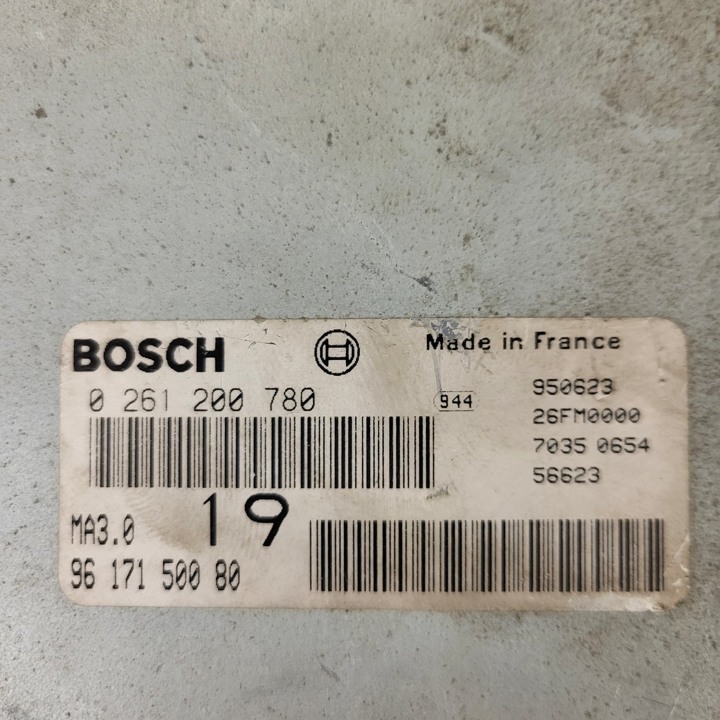 Peugeot Citroen ECU / 0261200780 / 9617150080 / MA3.0 / BOSCH