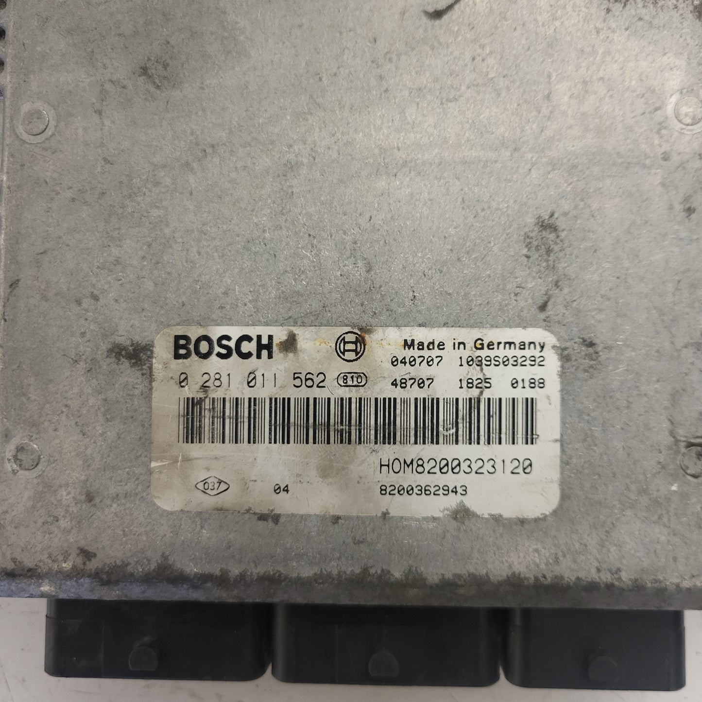 RENAULT KANGOO ECU / 0281011562 / HOM8200323120 / 8200362943 / BOSCH