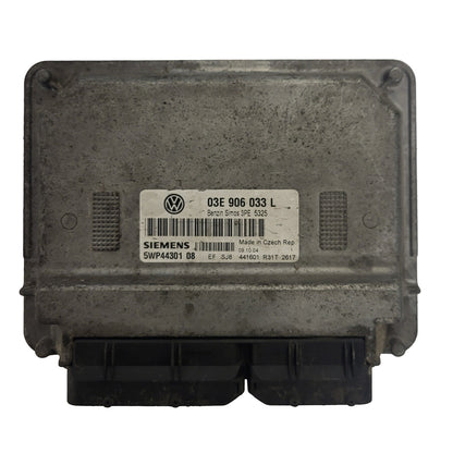 VW POLO 1.2 ECU / 03E906033L / 5WP44301 08 / SIEMENS