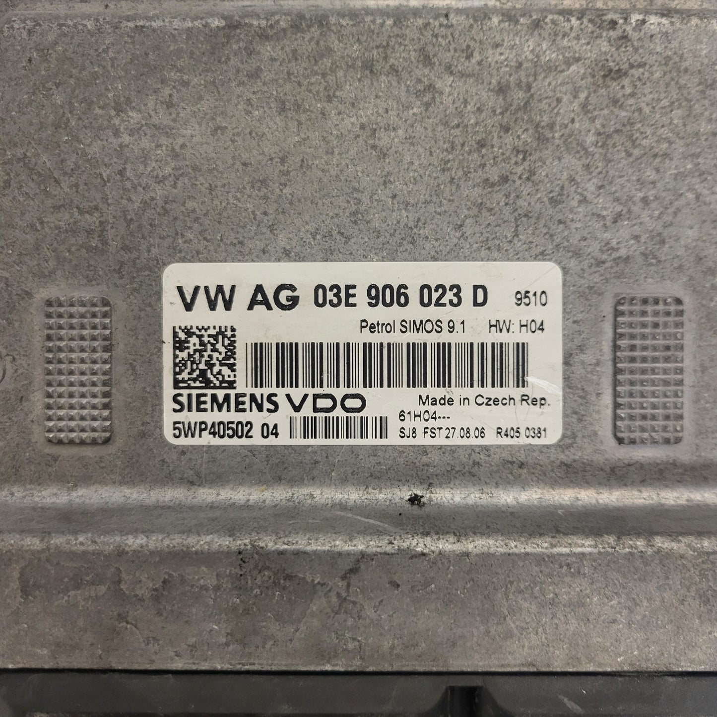 VW SEAT ŠKODA ECU / 03E906023D / 5WP40502 04 / SIMOS 9.1 / SIEMENS