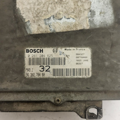 PEUGEOT CITROEN 106 SAXO ECU / 0261204625 / 9630278480 / MA3.1 / BOSCH