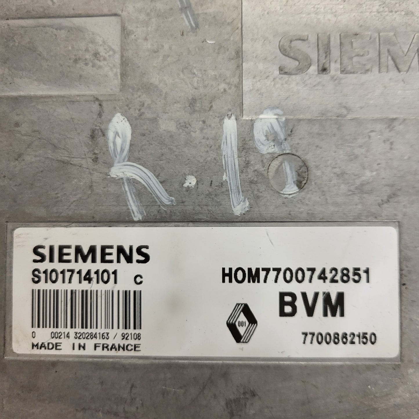 Renault 19 ECU / S101714101C / 7700742851 / 7700862150 / S101714101 / SIEMENS